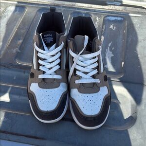 Men's White and Brown Sneakers